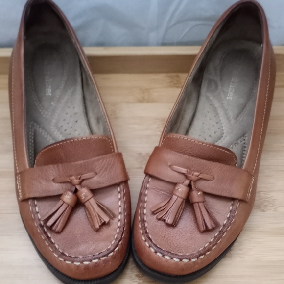 Naturalizer Shoes - Picture 6 of 7